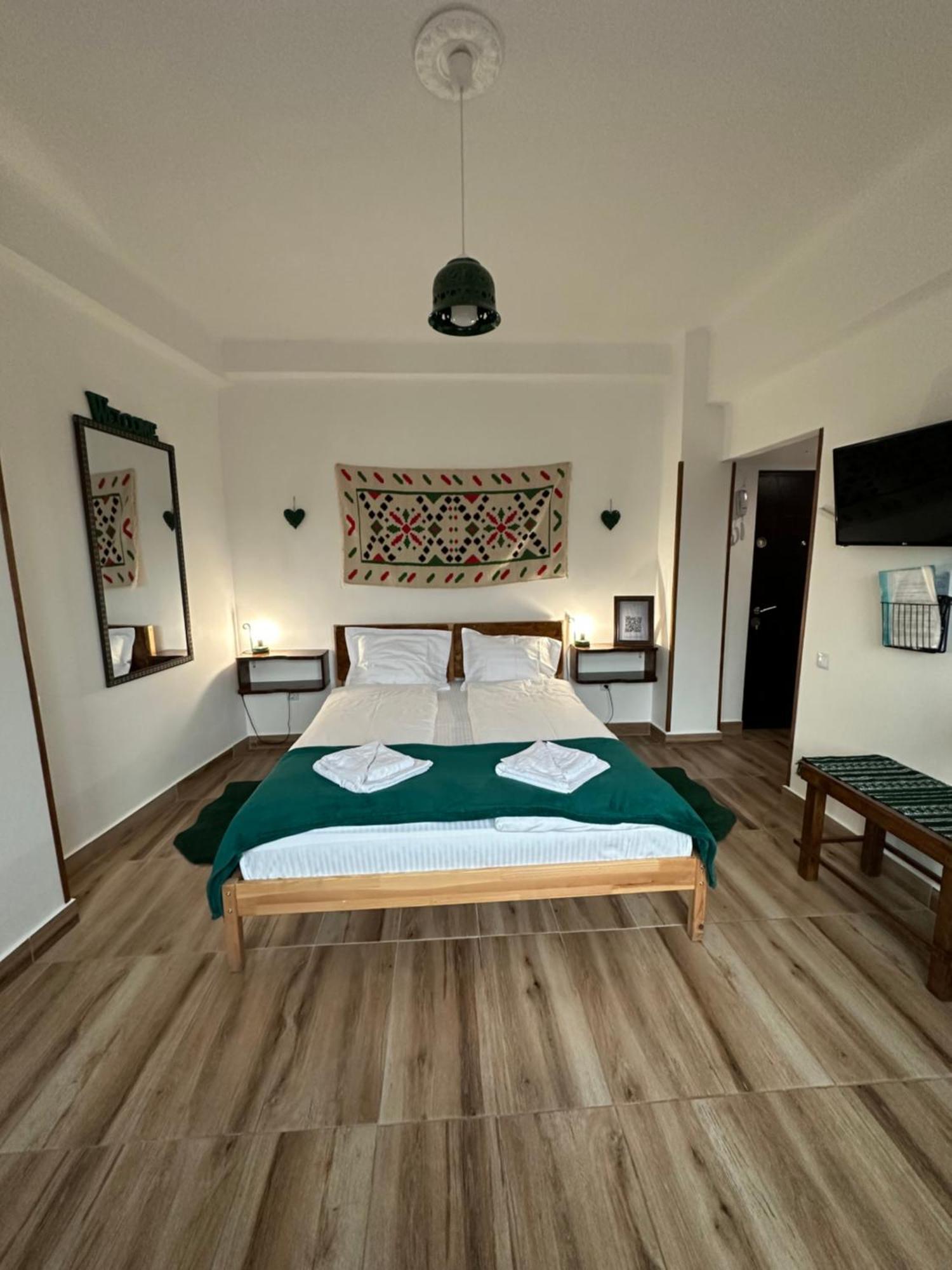 Romanian House Appartamento Bucarest